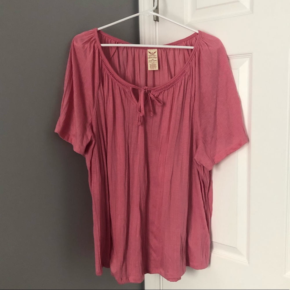 Plus Size Short Sleeved Blouse